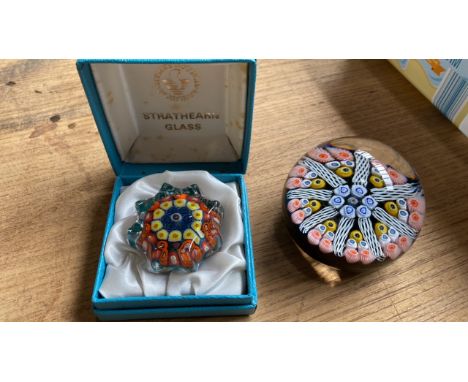  Sale Item:    BOX-2 STRATHEARN GLASS PAPER WEIGHTS  Vat Status:   No Vat   Buyers Premium:  This lot is subject to a Buyers 