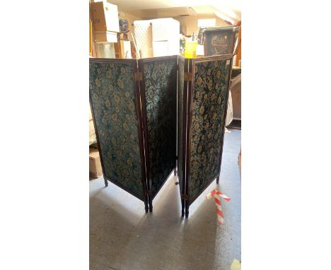  Sale Item:    4 PANEL FOLDING SCREEN (AF)   Vat Status:   No Vat   Buyers Premium:  This lot is subject to a Buyers Premium 