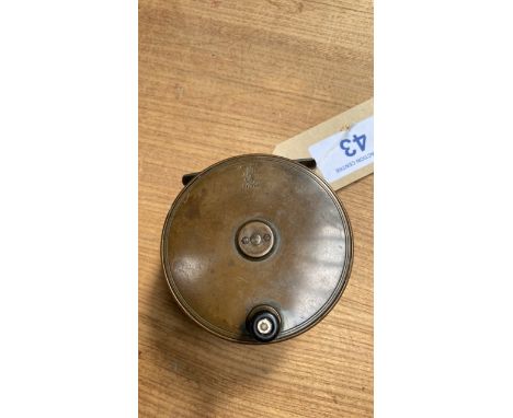  Sale Item:    BRASS FISHING REEL BRADDELL BELFAST  Vat Status:   No Vat   Buyers Premium:  This lot is subject to a Buyers P
