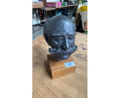  Sale Item:    CLAY HEAD SCULPTURE   Vat Status:   No Vat   Buyers Premium:  This lot is subject to a Buyers Premium of 15% +