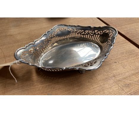  Sale Item:    SILVER DISH   Vat Status:   No Vat   Buyers Premium:  This lot is subject to a Buyers Premium of 15% + Vat @ 2