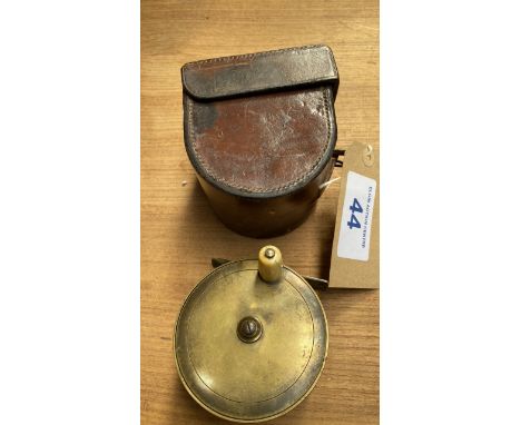  Sale Item:    CASED FARLOW BRASS FISHING REEL (CASE AF)  Vat Status:   No Vat   Buyers Premium:  This lot is subject to a Bu