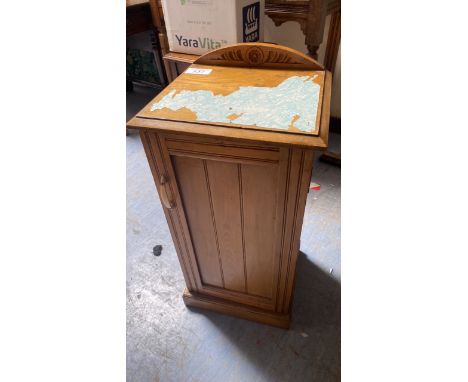  Sale Item:    BEDSIDE POT CUPBOARD (AF)   Vat Status:   No Vat   Buyers Premium:  This lot is subject to a Buyers Premium of