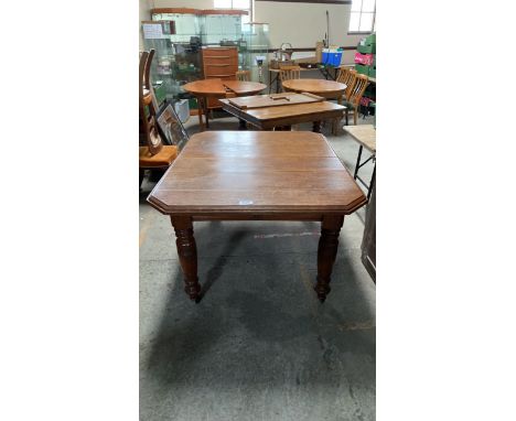  Sale Item:    OAK DINING TABLE (AF)   Vat Status:   No Vat   Buyers Premium:  This lot is subject to a Buyers Premium of 15%