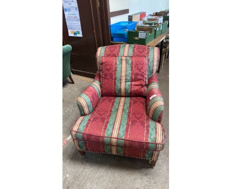  Sale Item:    HOWARD DEEP SEAT EASY CHAIR (AF)   Vat Status:   No Vat   Buyers Premium:  This lot is subject to a Buyers Pre