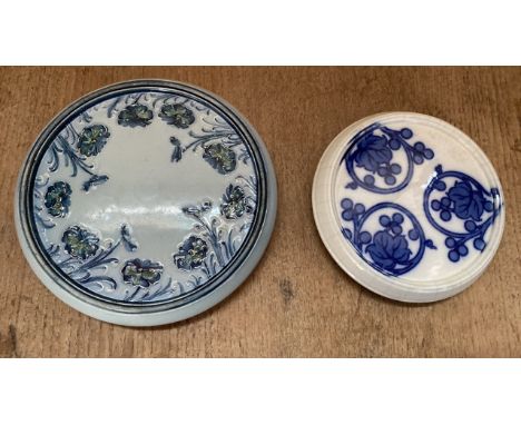  Sale Item:    2 MACINTYRE BURSLEM POT STANDS   Vat Status:   No Vat   Buyers Premium:  This lot is subject to a Buyers Premi