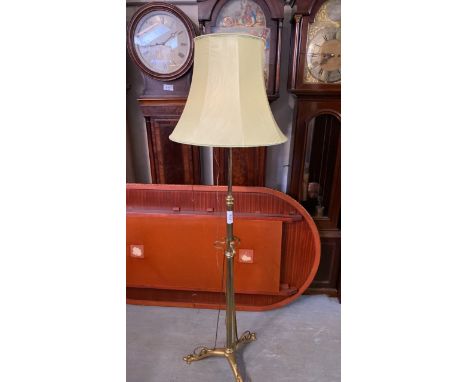  Sale Item:    BRASS STANDARD LAMP (AF)   Vat Status:   No Vat   Buyers Premium:  This lot is subject to a Buyers Premium of 