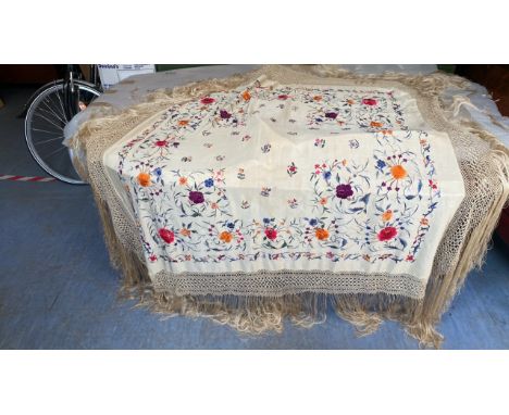  Sale Item:    19TH CENT. CHINESE SILK PIANO SHAWL +EMBROIDERED BED COVER(AF)  Vat Status:   No Vat   Buyers Premium:  This l
