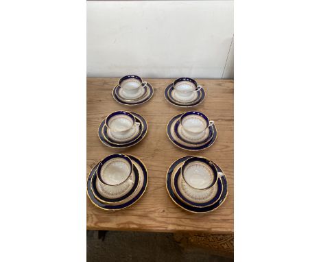  Sale Item:    18 PCE ROYAL WORCESTER REGENCY TEA SET  Vat Status:   No Vat   Buyers Premium:  This lot is subject to a Buyer