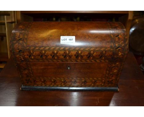 19th century Tonbridge banded tea caddy with fitted interior / Condition; Generally good inside & out, small dent to upper ri