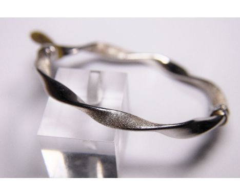 Silver twist bangle