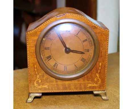 Mahogany mechanical mantel clock, working at lotting up