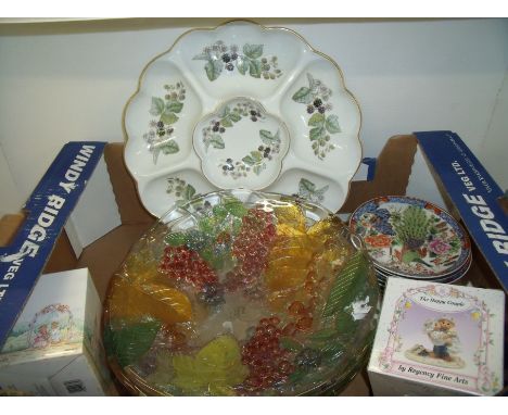 Royal Worcester Lavinia hors d' oeuve dish, glass hand painted moulded plates, Chinese collectors plates etc.