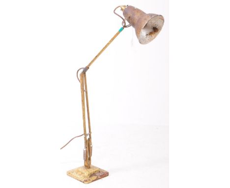 Herbert Terry - A vintage mid 20th century Anglepoise table lamp, by Herbert Terry model no. 1227. Featuring a two-step, weig