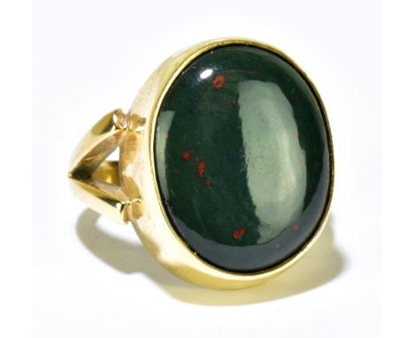 A yellow metal and bloodstone ring, size P, ring head 20 x 16mm, approx 11.3g.Additional InformationLight surface scratches t