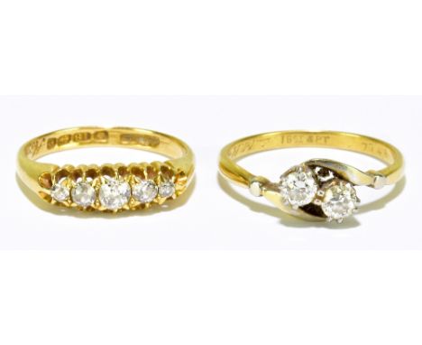 An Edwardian 18ct yellow gold graduated five stone diamond ring, the central stone weighing approx 0.15ct, hallmarked Birming