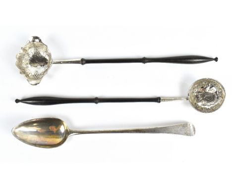 A George III hallmarked silver Old English pattern tablespoon, London 1800, length 29cm, weight 2.9ozt/91g, with an early Geo