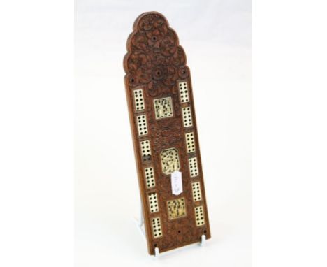 Ornate Chinese Wooden Cribbage board with Ivory inlay, measures approx 25 x 7.5cms at the widest points