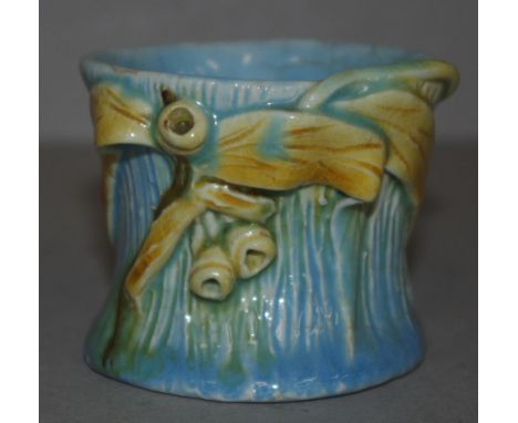 Vintage Bryce Carter Australian pottery vase applied gumnut and leaf decoration, inscribed signature to base. Height 6cm appr