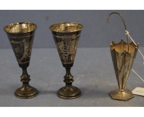 Pair vintage Russian silver niello liqueur glasses engraved decoration, marked to bases, (height 8.5cm approx each, weight 40