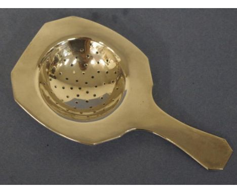 Chinese Tianjin silver tea strainer with impressed STERLING LINSKY mark, 13.3cm long, 62 grams approx