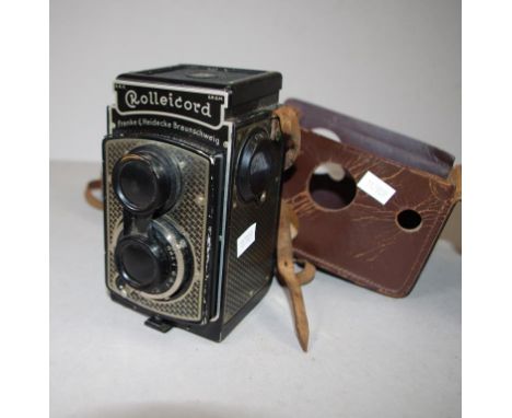 Vintage German Rolleicord camera