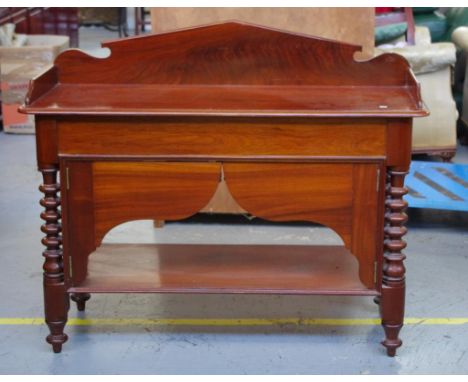 Colonial cedar washstand with bobbin turned supports, 119cm wide, 44cm deep, 98cm high approx (closed)