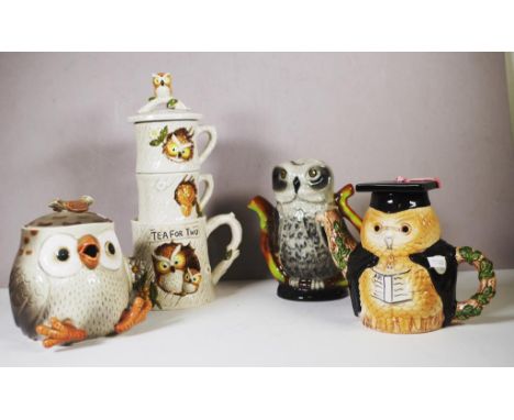 Four various vintage novelty Owl teapots height 29cm approx (tallest)