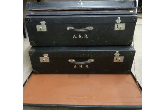 vintage car luggage trunk