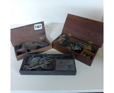 Three sets of travelling scales 
Condition report: All with wear