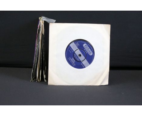 Vinyl - 9 singles by Tyrannosaurus Rex / T. Rex and related to include: Deborah (RZ 3008), One Inch Rock (RZ 3011), King Of T