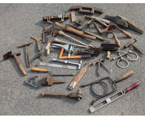 Various early 20thC coopering and furnace tools, grips, moulds, 35cm wide, etc.  (a quantity)