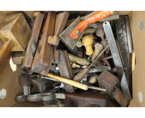 Various late 19thC and later tools, block wood planes, 21cm wide, various other metal planes, mallet, other hand tools (a qua