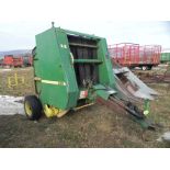John Deere 330 Round Baler