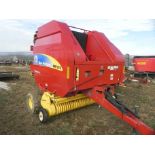 2013 New Holland BR7070 Round Baler