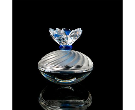 Part of the Equisite Acccents collection. Lead crystal decorative lidded box made from frosted crystal with clear and blue cr