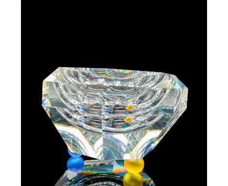 Part of the Selection collection. Lead crystal bowl uniquely crafted with three different colored feet in blue, turquoise, an