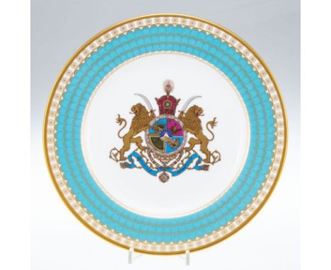 Limitierter Erinnerungsteller aus dem Tafelservice zur 2500 Jahr Feier der IranischenMonarchie Spode, England 1971. Bone Chin