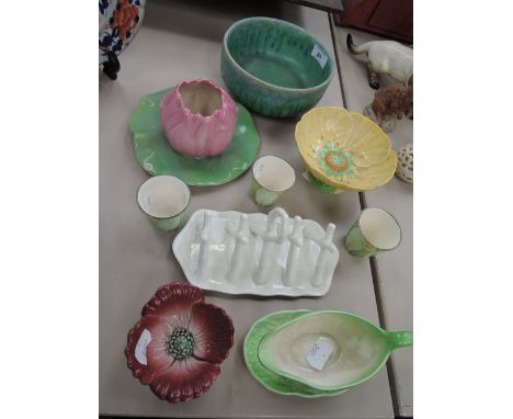A selection of vintage ceramics including Carltonware dish and Lancastrian style bowl