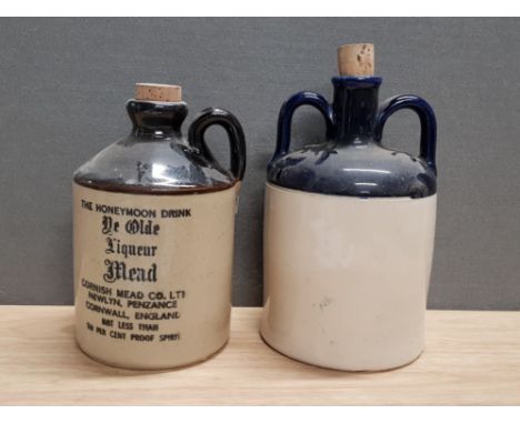 THE HONEYMOON DRINK YE OLDE LIQUEUR CORNISH MEAD CO LTD. NEWLYN, PENZANCE, CORNWALL, ENGLAND SMALL CERAMIC JUG WITH  BROWN NE