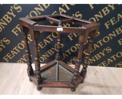 EARLY 1900S OAK STICK STAND WITH ORIGINAL DRIP TRAY