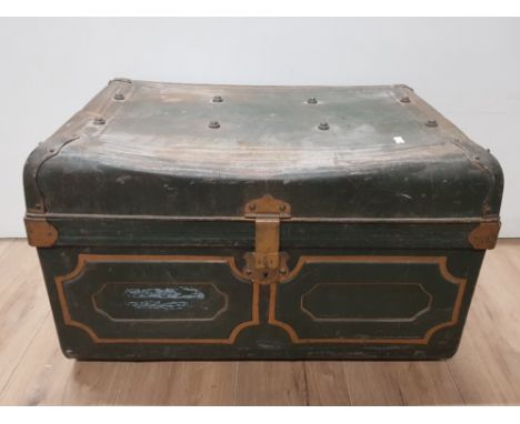 A VINTAGE TIN METAL TRUNK
