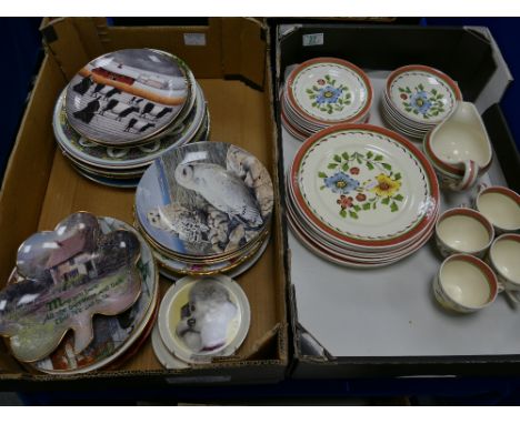 A mixed collection of ceramic items to include - Wedgwood, Royal Doulton, and similar decorative wall plates, together with f