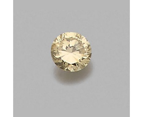 DIAMANT 1,72 CARAT FANCY LIGHT YELLOWDiamant taille brillant sur papier : 1,72 carats. Examen préliminaire LFG : couleur natu