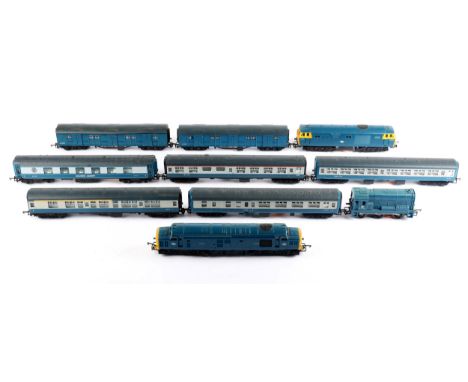 Triang/Hornby blue Hymec RN D7063; blue Co-Co diesel RN D6830; two Southern Utility blue RN S2355S; Intercity M5120; Mk. 2 Br