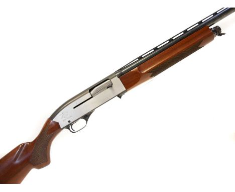 Winchester European 1500XTR 12 bore semi auto shotgun, 28 inch barrel fitted with one improved cylinder choke tube only, no k