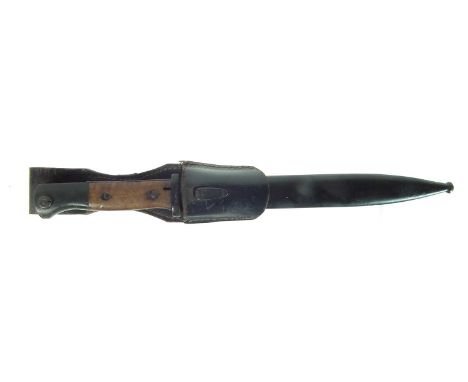 German Mauser K98 S.84/98 WWII bayonet with scabbard, bearing matching serial numbers 1045, the scabbard fitted with leather 