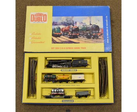 Vintage Hornby Dublo set 20242-8-0 Express Goods Train  