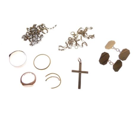 Assorted gold and yellow metal jewellery to include three rings, pair of cufflinks and belcher-link chain, 24.2g gross approx