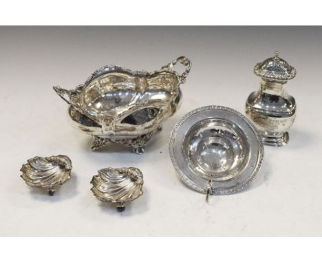 Group of small silver items comprising Edward VII two-handled sugar basin of four-lobed form on four feet, Birmingham 1909, w